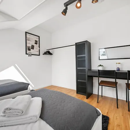 Backhome - Business&Family - Parken, 3-Zimmer, Smarttv, Balkon, Waschmaschine, Ruhige Stadtrand-Lage, Netflix, 60Qm, 24H Checkin Ludwigsburg Buitenkant foto