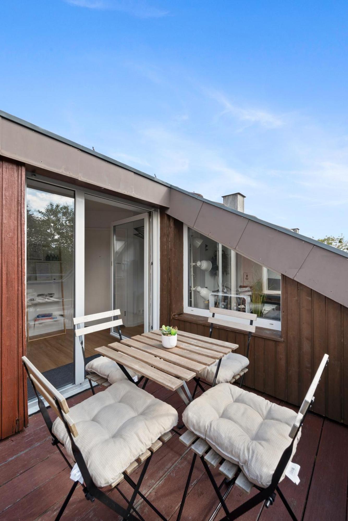 Backhome - Business&family - Parken, 3-zimmer, Smarttv, Balkon, Waschmaschine, Ruhige Stadtrand-lage, Netflix, 60qm, 24h Checkin Ludwigsburg
